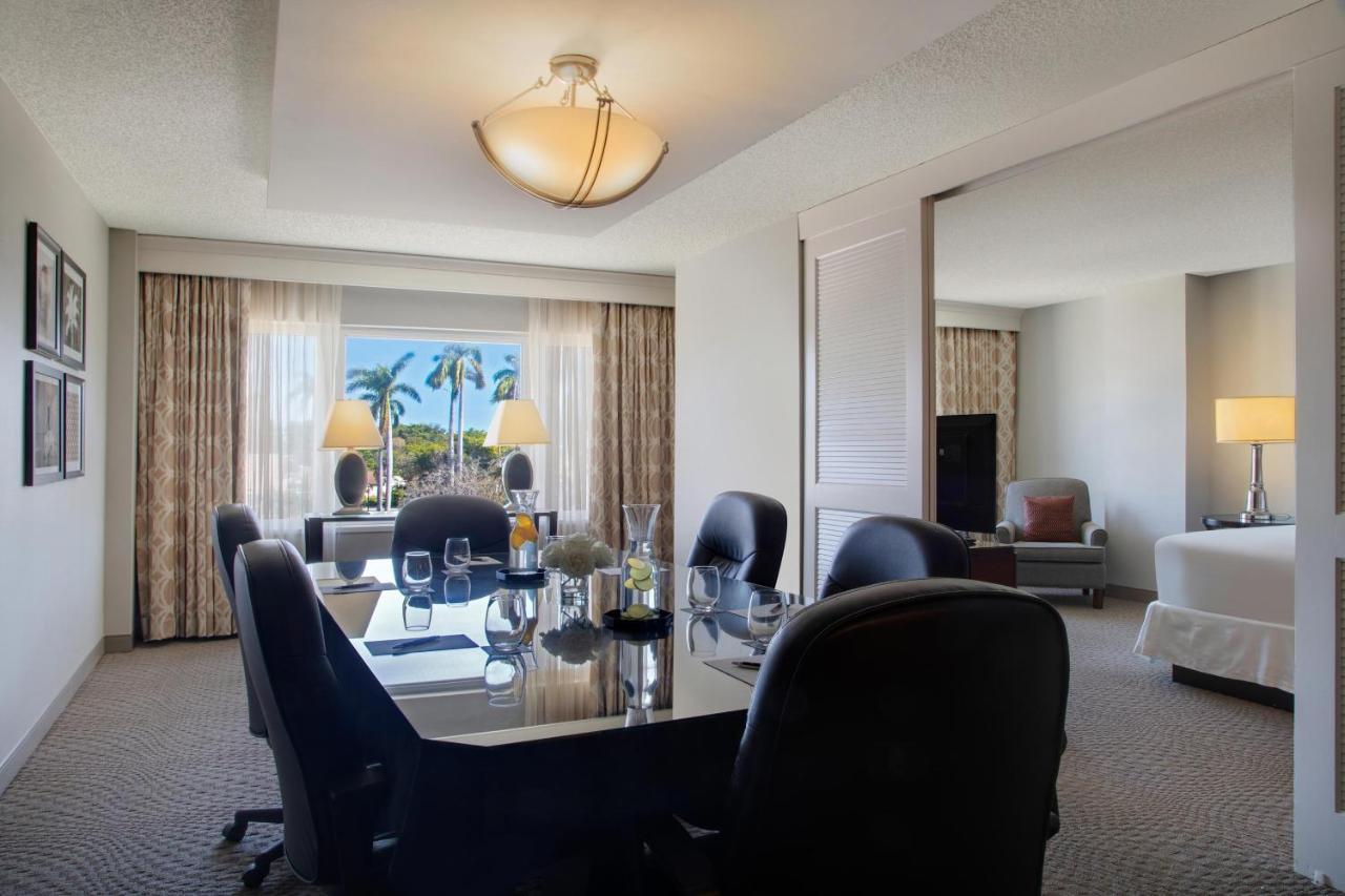 Sheraton Suites Fort Lauderdale West Плантейшен Экстерьер фото